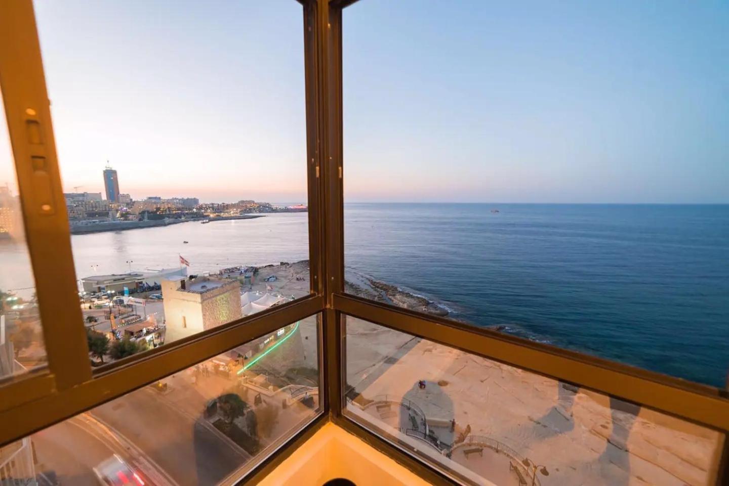 Sea View Luxury Haven Living & 3Bedrooms Seafront Sliema Dış mekan fotoğraf