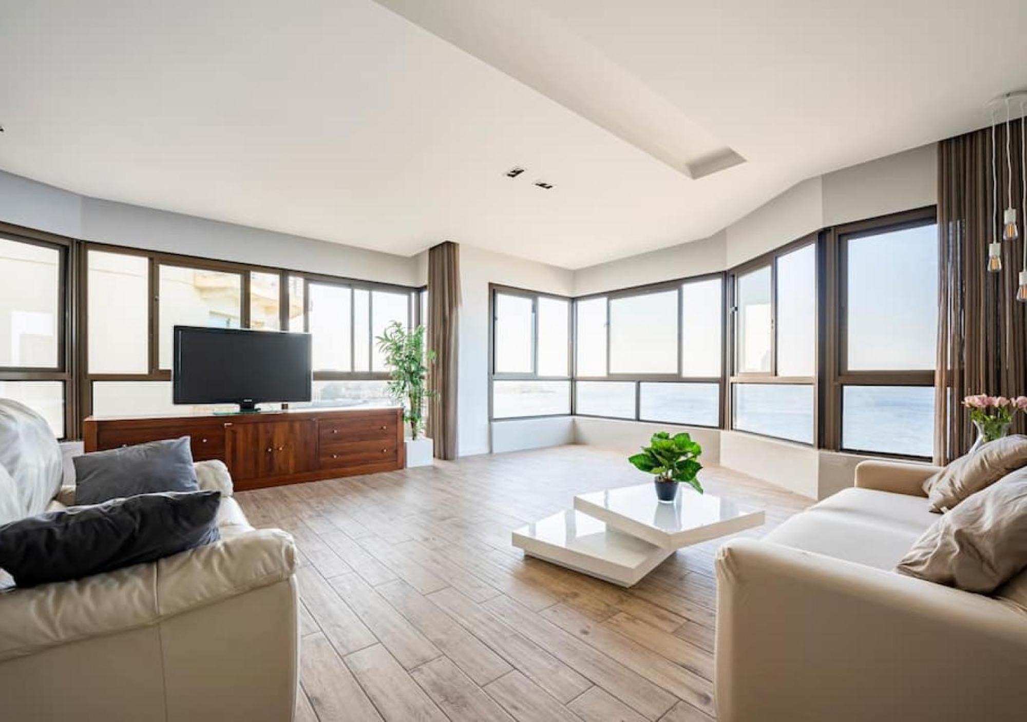 Sea View Luxury Haven Living & 3Bedrooms Seafront Sliema Dış mekan fotoğraf