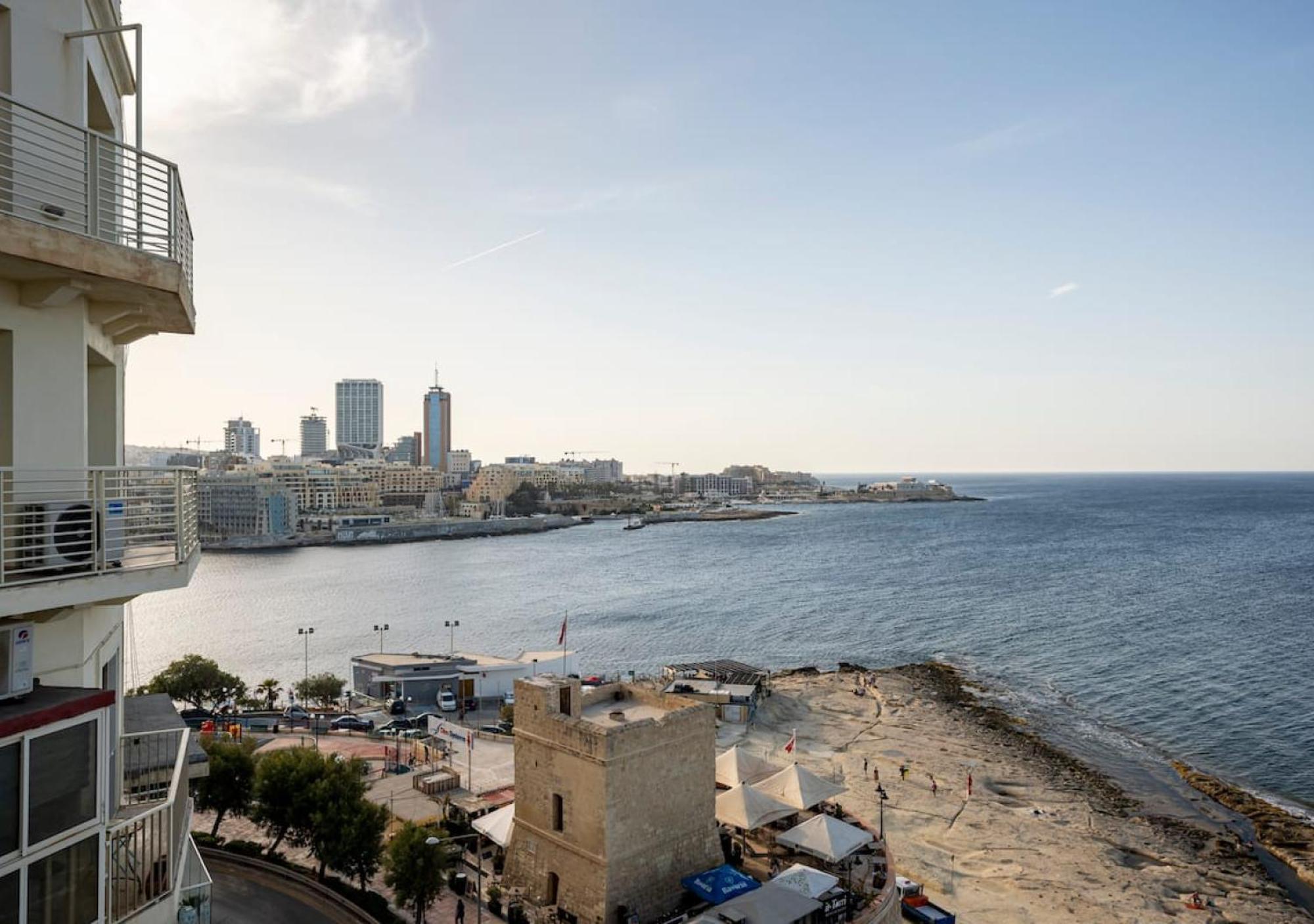 Sea View Luxury Haven Living & 3Bedrooms Seafront Sliema Dış mekan fotoğraf